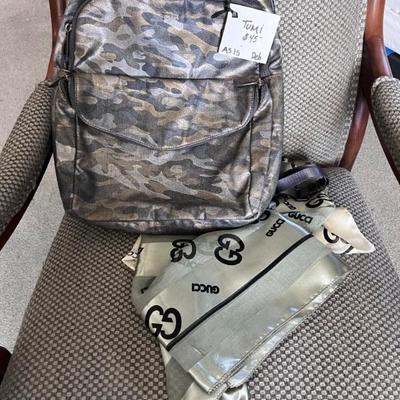 TUMI
GUCCI (FAUX)