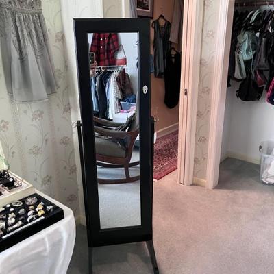 JEWELRY MIRROR CASE