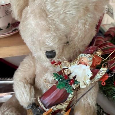 VINTAGE BEAR