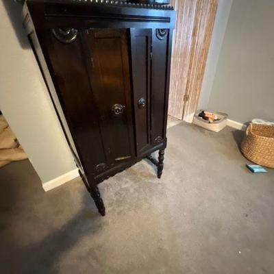 Vintage radio cabinet