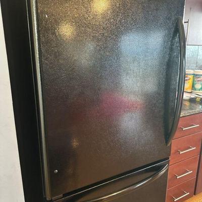 Amana refrigerator & freezer