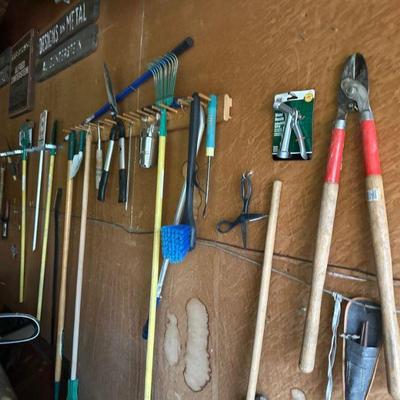 Lawn care tools