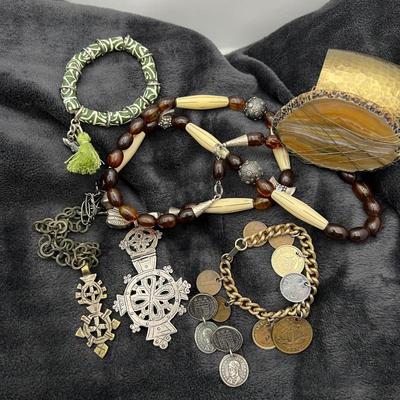 Grab bag Costume Jewelry 