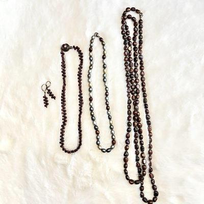 Elegant Pearl Jewelry - Necklace Assortment & Earring Set