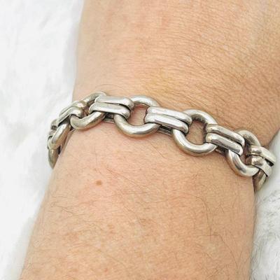 Lot #156 - Chunky Vintage Sterling Silver Link Bracelet