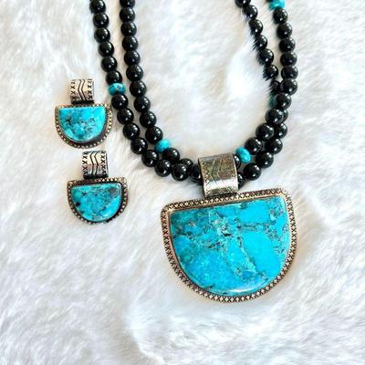 Amazing Jay King DTR .925 Sterling Silver with Turquoise and Black Onyx Necklace and Earring Set