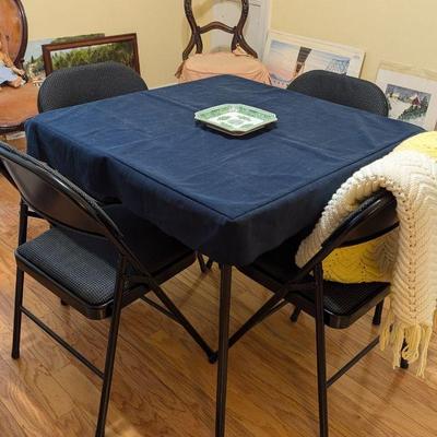 Lightweight folding card table with 4 chairs and fabric cover for playing cards