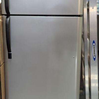Frigidaire refrigerator freezer