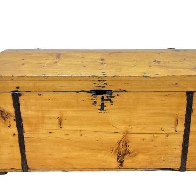 Antique Pine Dovetail Blanket Chest