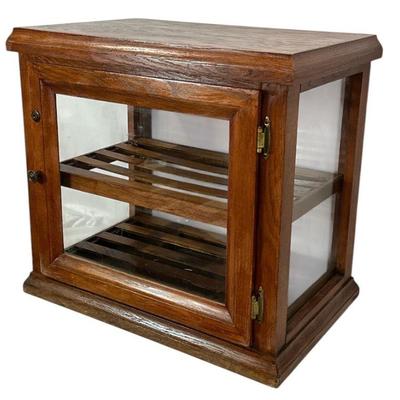 An Antique Oak Humidor Case