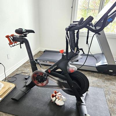 Peloton Bike 