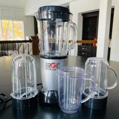 Magic Bullet Blender Set with Extra Cups and Attachments.