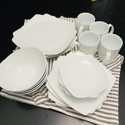 Strawberry Street White Dinnerware Set for 4 - Plates, Bowls, and Mugs