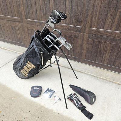 Nike Golf Bag with Full Set of Titleist Clubs