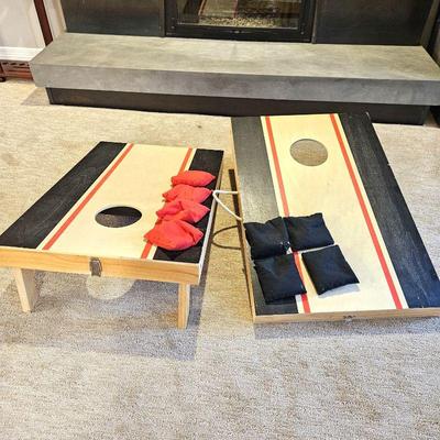 Portable Corn Hole Game - Two Pieces Clip Together and Use Carrying Handle - Includes Tic-Tac-Toe Toss