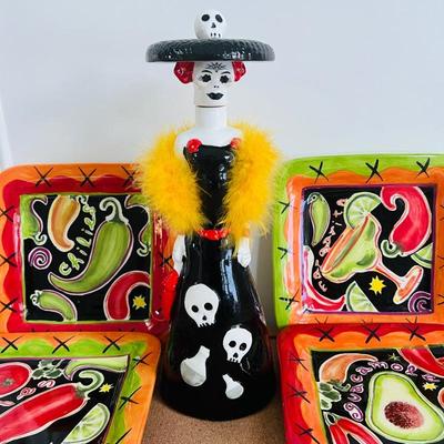 Day of the dead empty tequila bottle/decanter with four serving plates