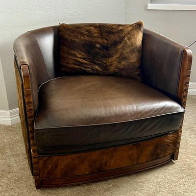 Paul Robert Keever Swivel Club Chair 9560 - Leather and Cowhide