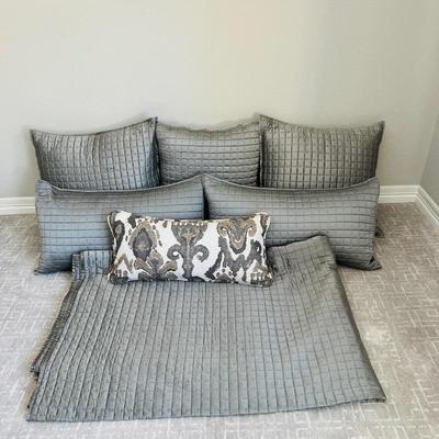 Restoration hardware bedding set