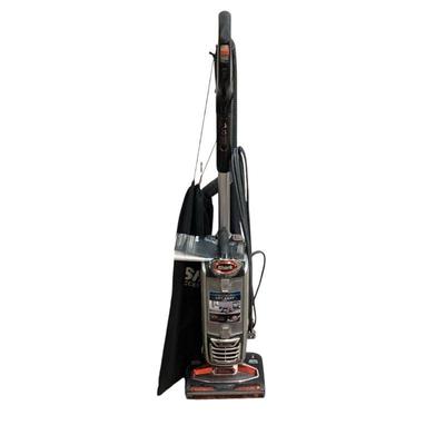 LUGR551 Shark Duo Clean Vacuum Cleaner	Works
