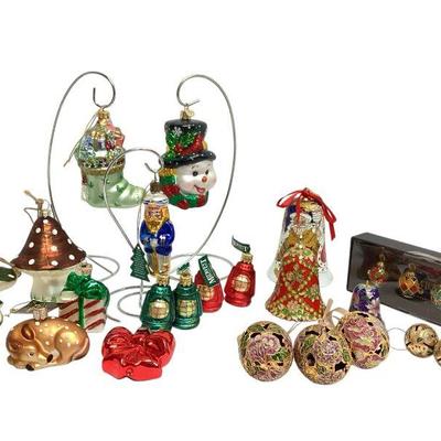 KAAR701 Radko, Whitehurst, Midwest, Fritz & Floyd, Glass Ornaments With Cloisonné Bells & More	Two vintage Radko red bow &...