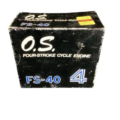 ROMO558 O.S. 4-stroke Cycle Engine	Model airplane engine used in box with instructions
