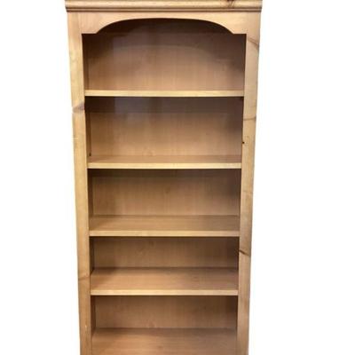LUGR545 Quality Wooden Bookshelf (#2)	Sturdy, warm honey colored book shelf with solid 1 inch thick shelves. Top & center shelves are...