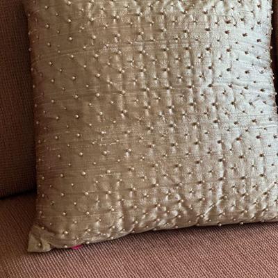 Silk pillow