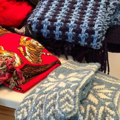 Scarves 