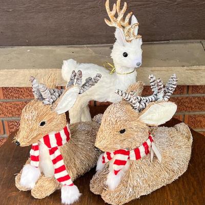 Pair Of Pier 1 Sisal Reindeers With A North Pole Trading Co . Reindeer