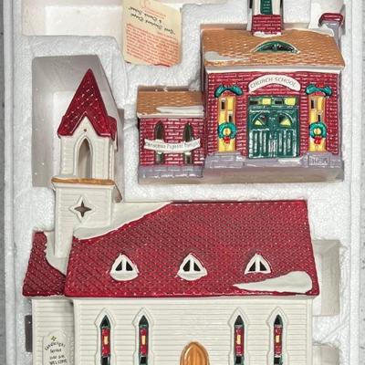 Department 56 The Original Snow Village Good Shephard Church School In Box