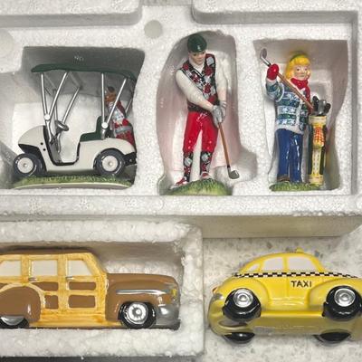 Department 56 The Original Snow Village - First Round Of The Year, Woody Station Wagon, Taxi Out Of Box