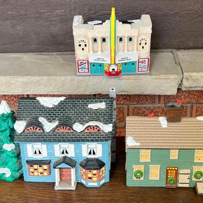 Department 56 - Paramount Theatre, Springfield House, And Home Sweet Home