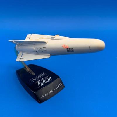 Model: Hughes Falcon Missile - Topping