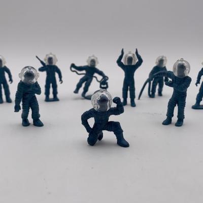 Tom Corbett/Space Cadet Spacemen with Helmets