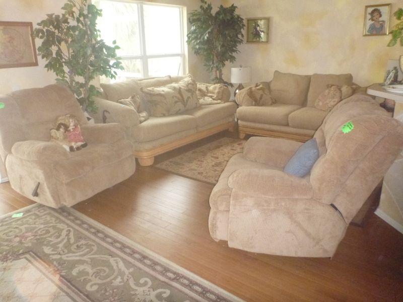 Nice house jammed packed with treasures from 4 other houses to make