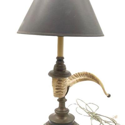 VINTAGE CHAPMAN RAMS HORN TABLE LAMP