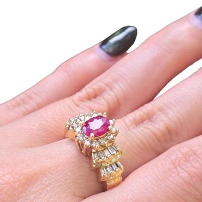 14K RUBY AND DIAMOND ART DECO STYLE RING