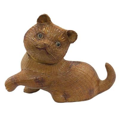 VINTAGE SHANGHAI HANDICRAFTS LACQUER WICKER BASKET CAT TEA CADDY