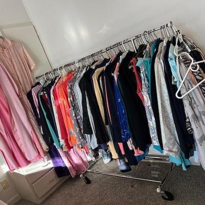 MOre women's clothes