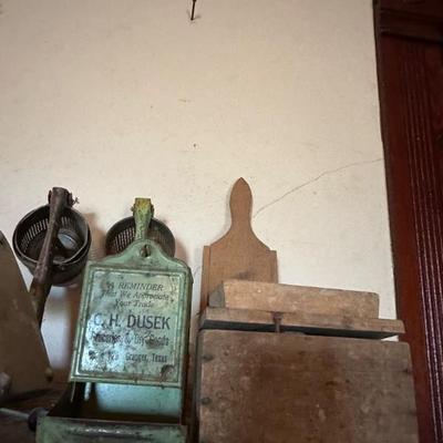 Estate sale photo