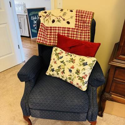 FABRIC CHAIR