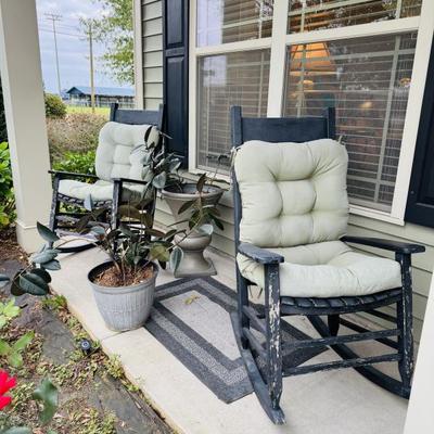 WOOD ROCKING CHAIRS