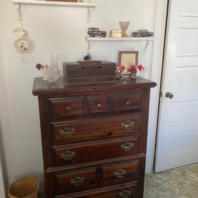 Estate Sales By Olga in Cranford, NJ 2024