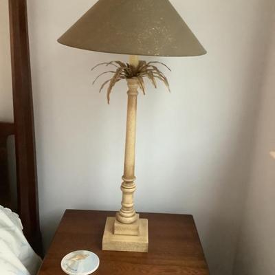 2 matching lamps