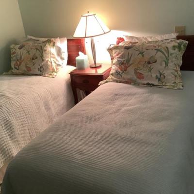 $150 twin with mattress 41” headboard 