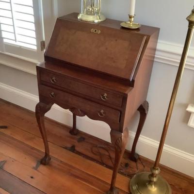 $225 Hickory Chair burl wood slant front, 2 drawer 36"H 20"L 14"depth