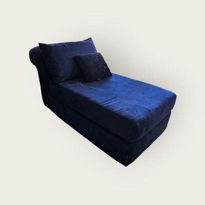 Upholstered lounger