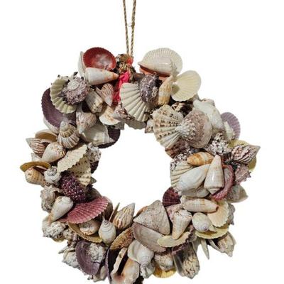 Seashell wreath