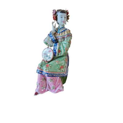 Figurine Oriental lady