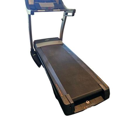 C1570 Pro treadmill
